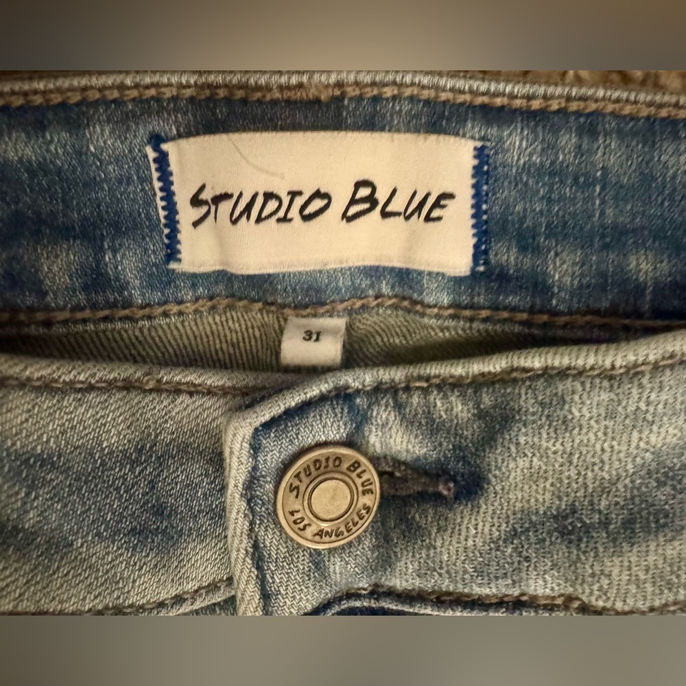 Studio Blue Casey Mid Rise Cropped Relaxed Skinny Jeans - Lt Blue - Size 31 (12) - Picture 4 of 6